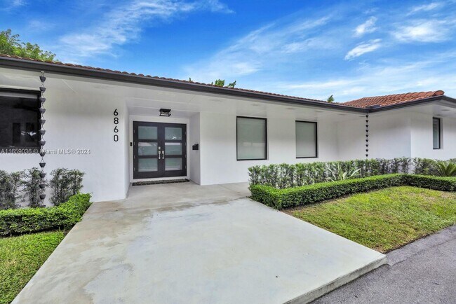 Building Photo - 6860 SW 99th Terrace