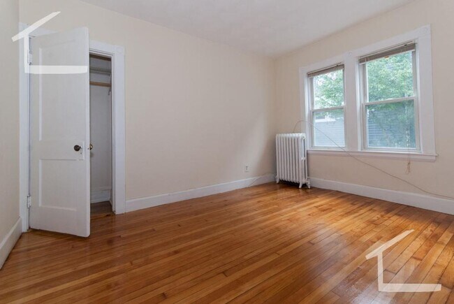 Foto del edificio - 8 Upcrest Rd