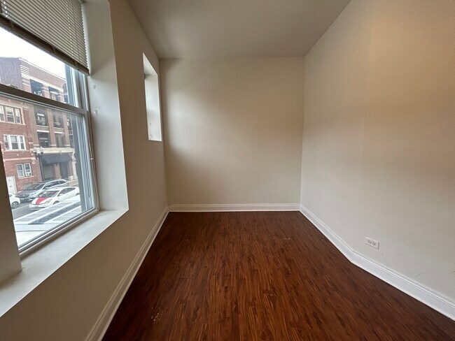 Foto del edificio - 4756 N Clark St