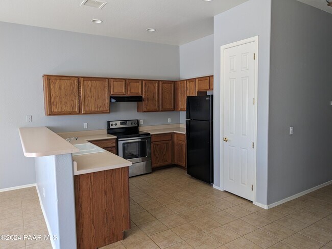 Building Photo - 6813 E Falon Ct
