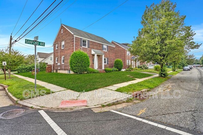 Building Photo - 401 Sanford Ave