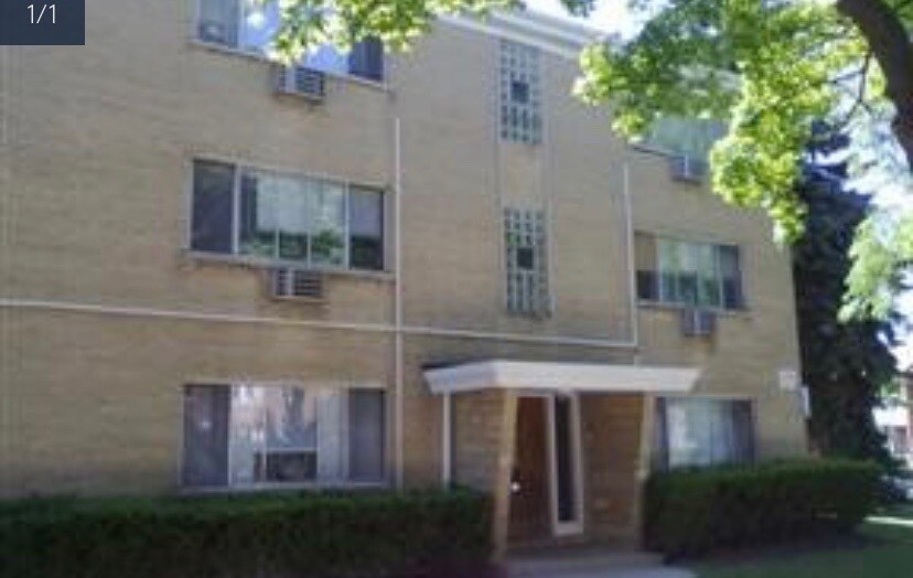 Primary Photo - 444 Custer Ave