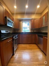 Building Photo - 1592 Beacon St