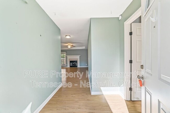 Building Photo - 1630 Lillian Cir