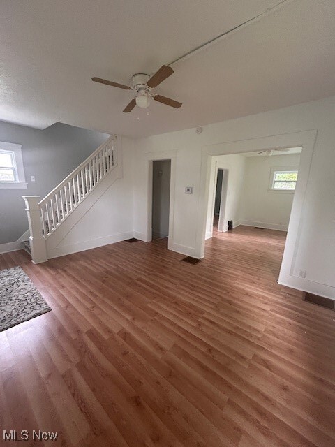 1122 Sherman St Akron, OH 44301 – photo 2