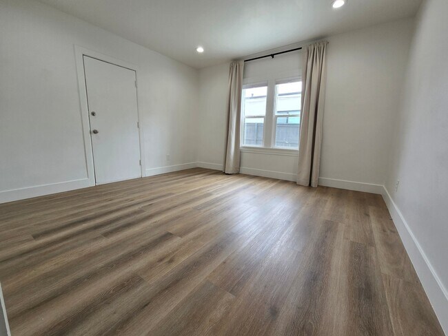 Foto del edificio - 1509 E Elizabeth St