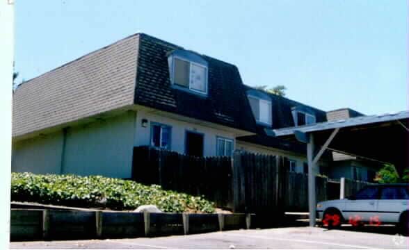 Building Photo - 8720 Lund Hill Ln