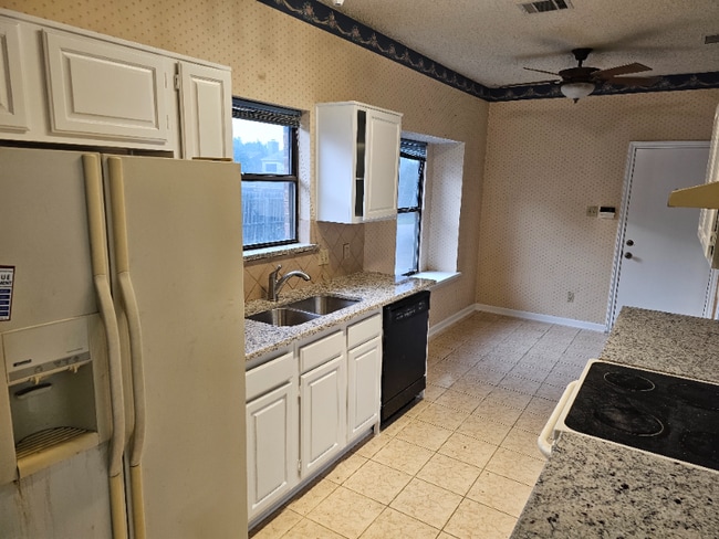 Photo - 4033 Coronado Dr House