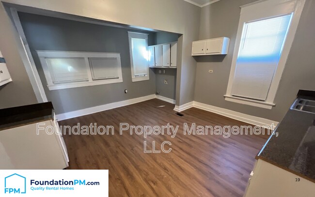 Foto del edificio - 1229 Neptune St