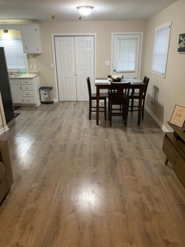 Building Photo - 312 Beech St