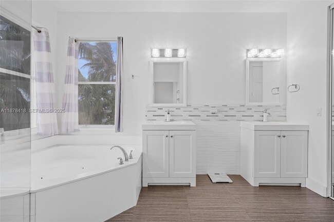 Building Photo - Southwest 28th Street, Miramar, FL 33027 - 4 BR 3.5 BA single-family home