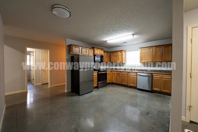 Building Photo - 1125 Wineberry Rd