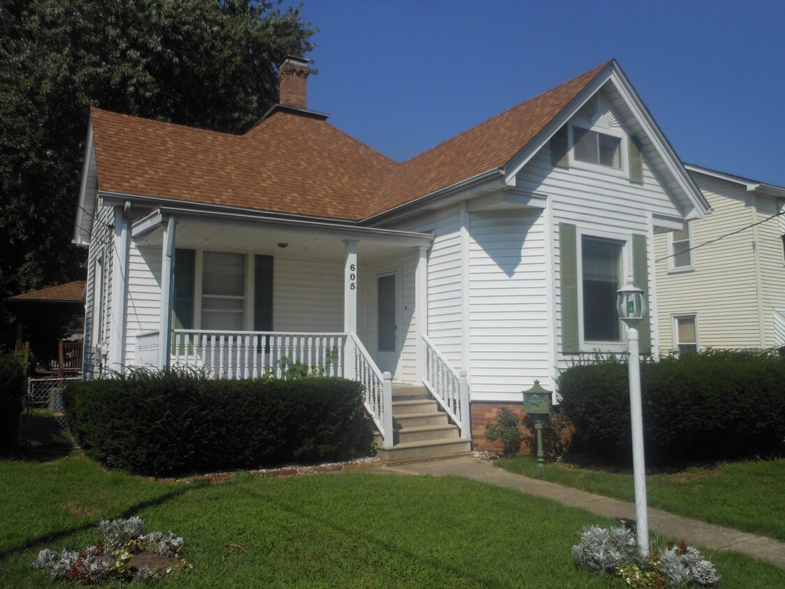 605 N Keebler Ave, Collinsville, IL 62234 House Rental in