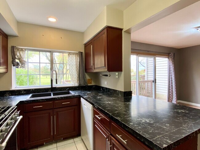 Foto del edificio - 1718 Pebble Beach Cir