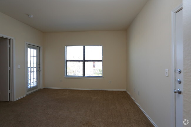 polo club drive apartments