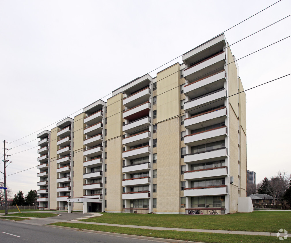 Primary Photo - Highland Park Apartments