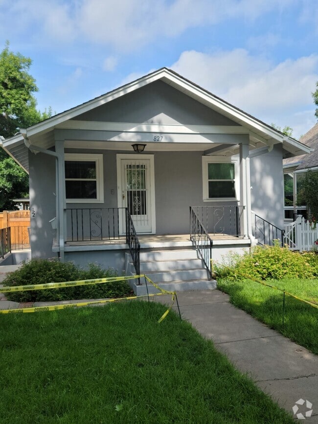 Building Photo - 827 Mathews St