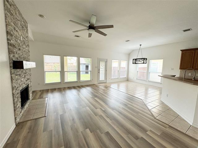 Building Photo - 9608 Log Run Ct