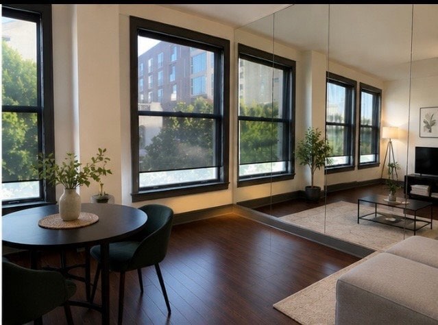 Photo - 108 W 2nd St Apartment