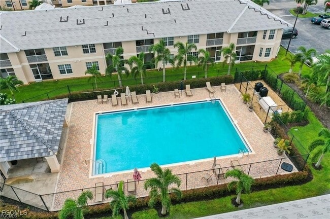 Foto del edificio - 8407 Bernwood Cove Loop