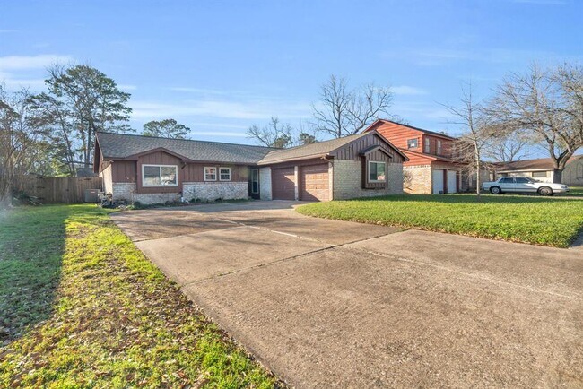 Building Photo - 22315 Walnut Valley Dr