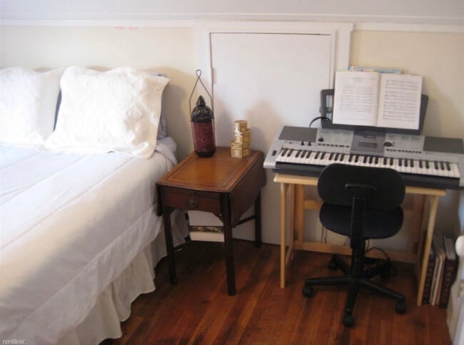 Photo - 9 Cedar St Apartment