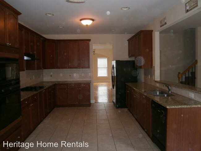 Building Photo - 3357 Surveyor Ct