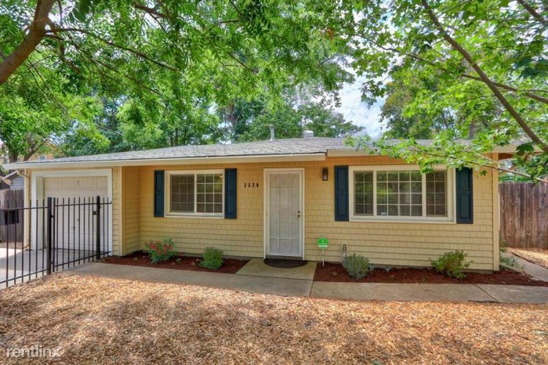 Primary Photo - 2 br, 1 bath House - 2530 Santa Cruz Way