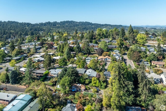 You can live surrounded by nature or by the city in Eugene.