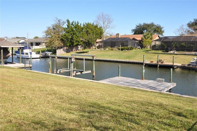 Foto del edificio - 11 Claridge Ct S