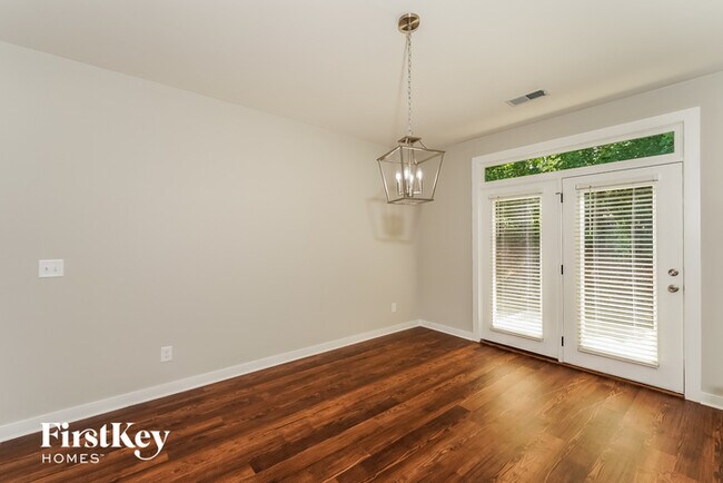 Building Photo - 7681 Cloverdell Drive