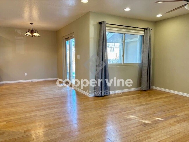 Building Photo - 13145 Hazel Ct