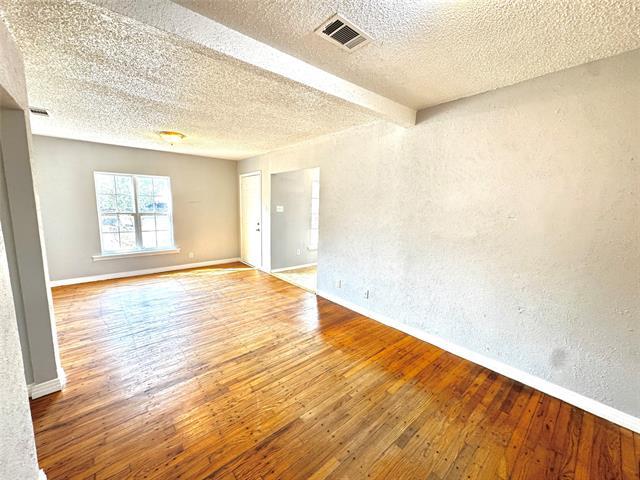 Building Photo - 1415 Abelia St