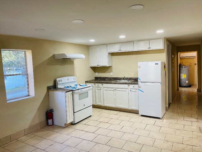 Foto del edificio - 1719 Fairfax St