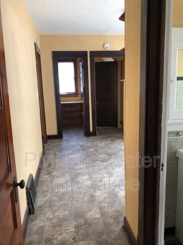 Building Photo - 4708 N 36th St