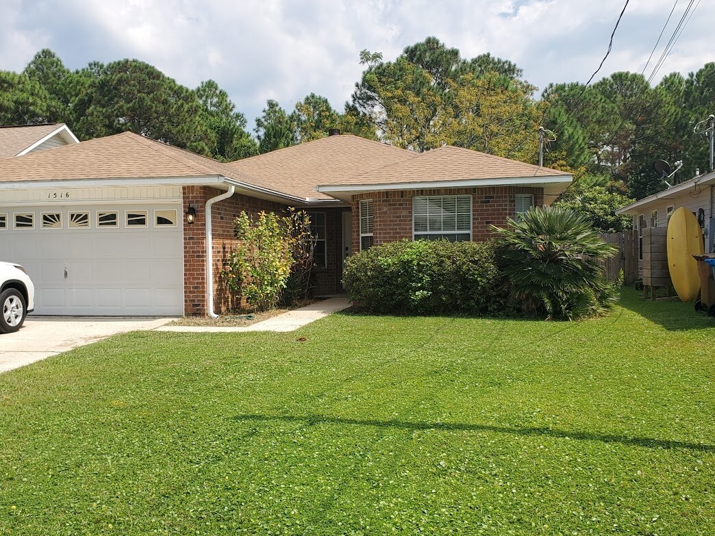 Foto principal - 1516 Oakhill Rd