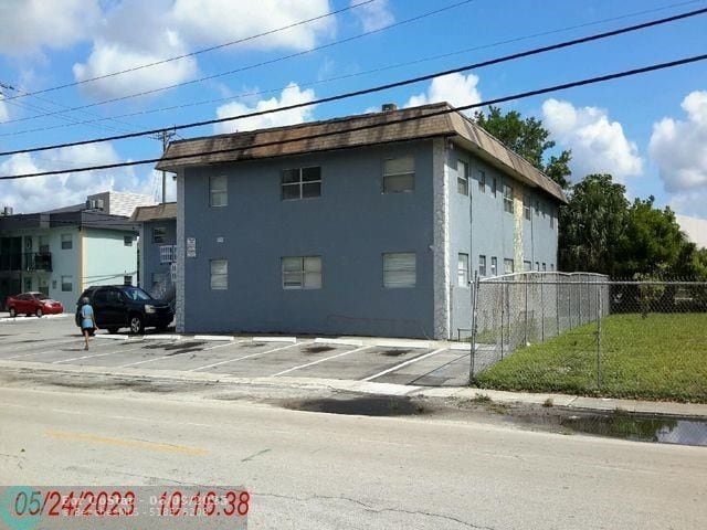 Foto principal - 5831 SW 36th Ct