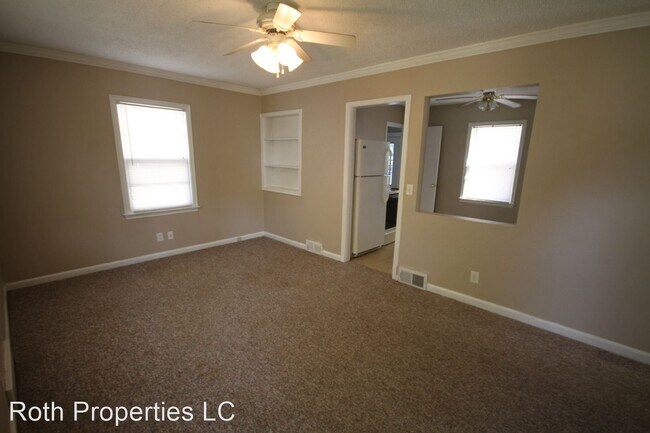 Building Photo - 2 br, 1 bath House - 3509 SW 8th St