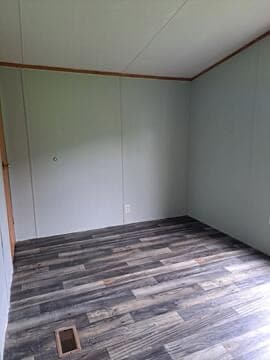 Building Photo - 108 S Calaman Ln