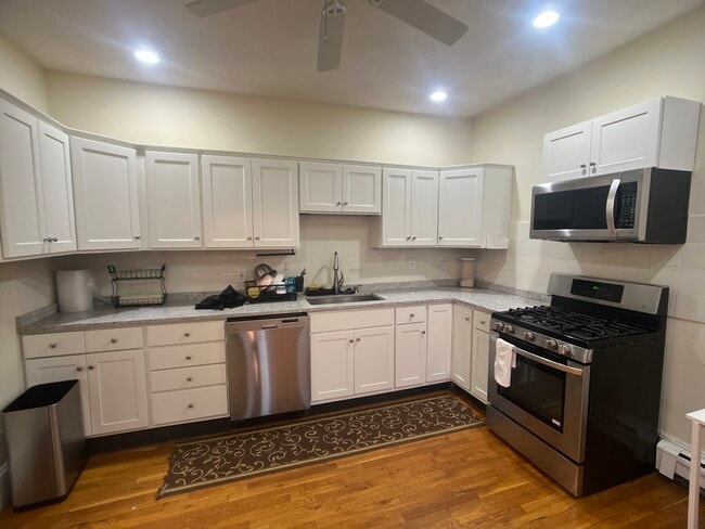 Foto del edificio - 122 Day St