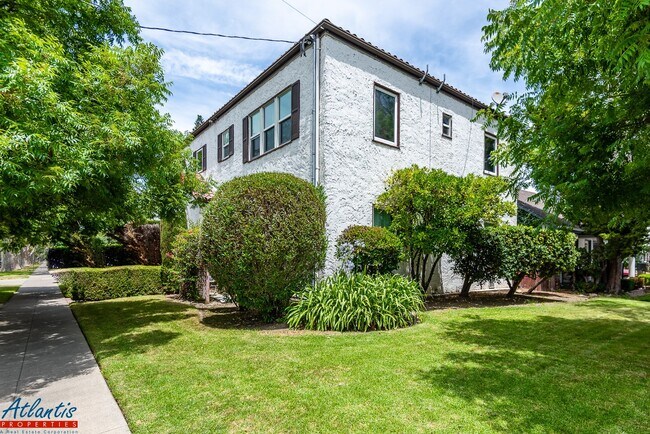 Building Photo - 710 N 2nd St