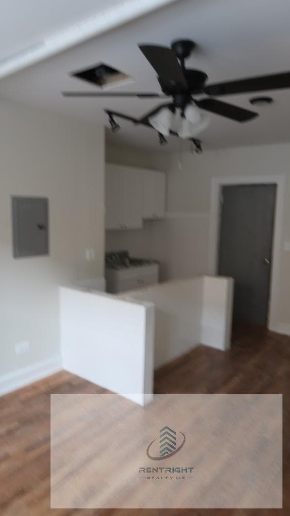 Foto del edificio - 4915 W Belle Plaine Ave