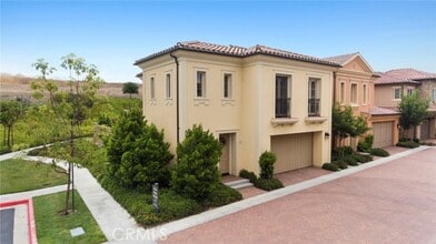 Building Photo - 102 Brindisi
