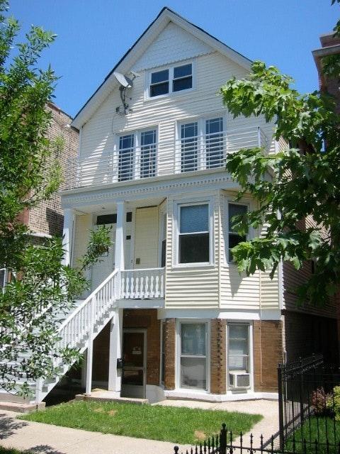 Foto del edificio - 3339 N Bell Ave