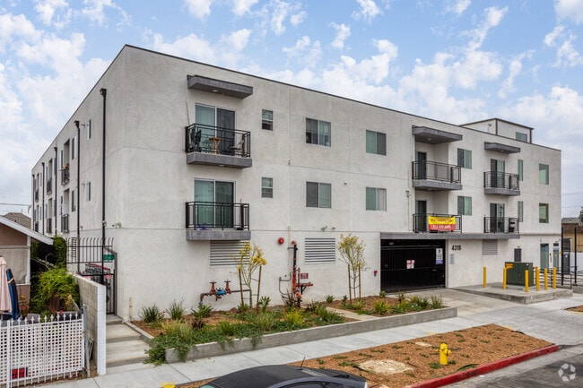 Building Photo - Kansas Complex