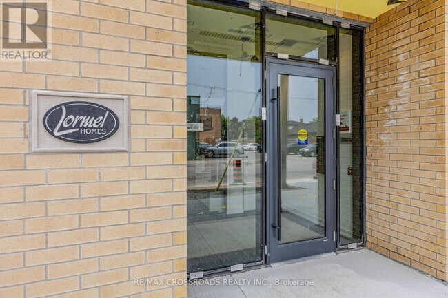 Photo du bâtiment - 6 Chartwell Rd