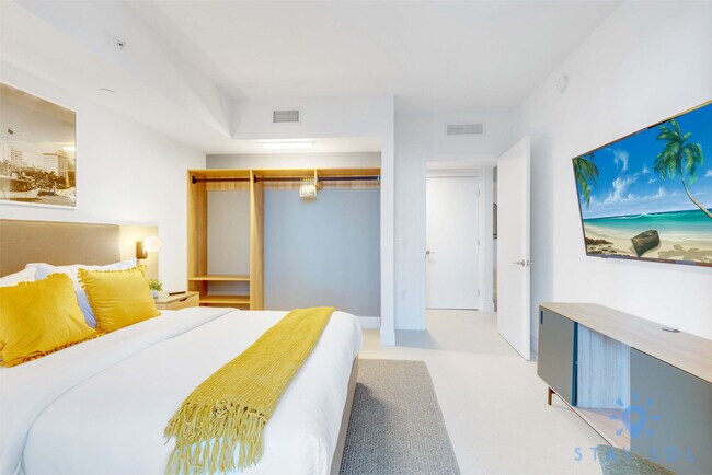 Foto del edificio - 601 NE 1st Ave