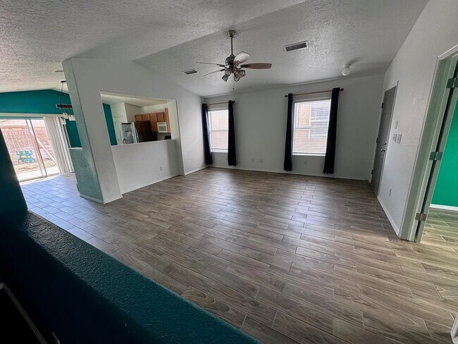 Foto del edificio - 7616 Eagle Ave NW
