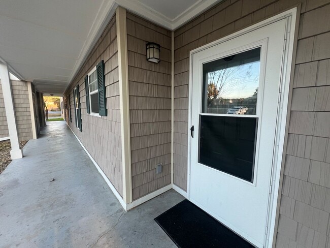 Building Photo - Myrtle Beach - 2 Bedroom / 2 Bathroom Condo