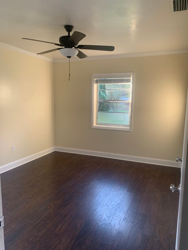 Bedroom2 - 4622 W El Prado Blvd